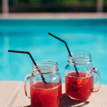 Quinta Cercas Da Costa *