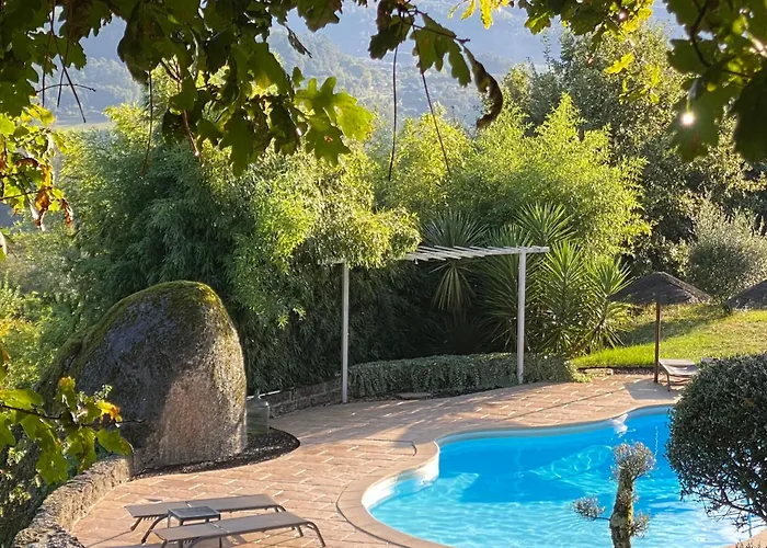 Quinta Cercas Da Costa *